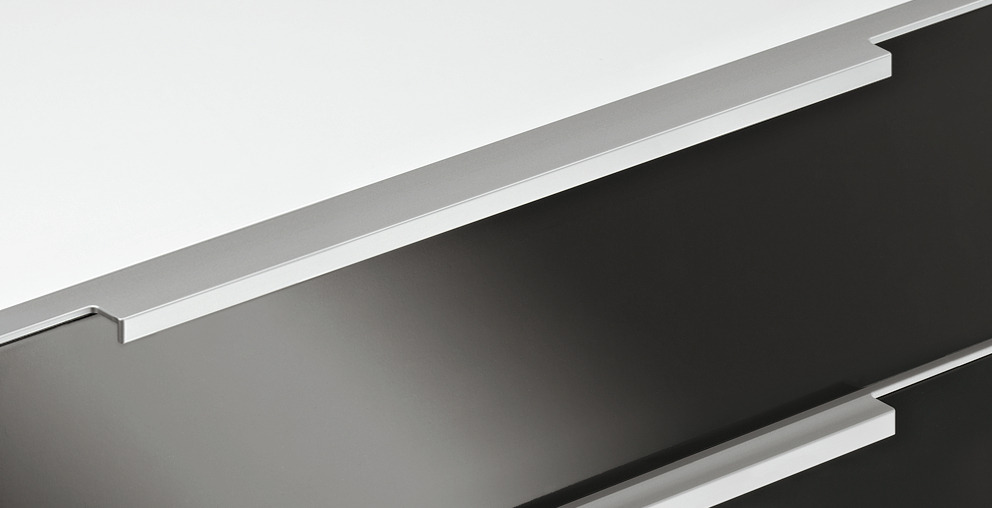 RUČICA H126.26.905 ALU 595