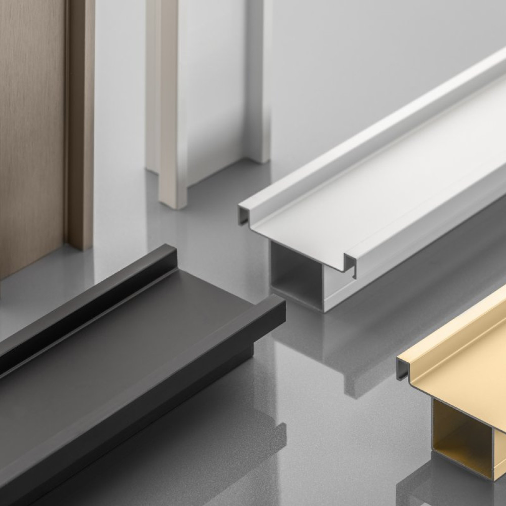 PA-VELLO-TD3M-20M RUČICA LAJSNA VELLO VERTIKALNA DUPLA 3M ALU CRNA