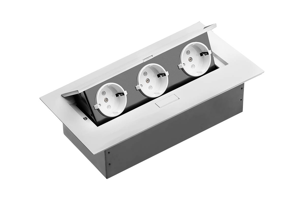 AE-PB03GS-53 UTIČNICA STOL. G PUSH 3X ŠUKO