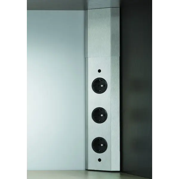 822.10.000 UTIČNICA KUTNA 3X 460-590 INOX