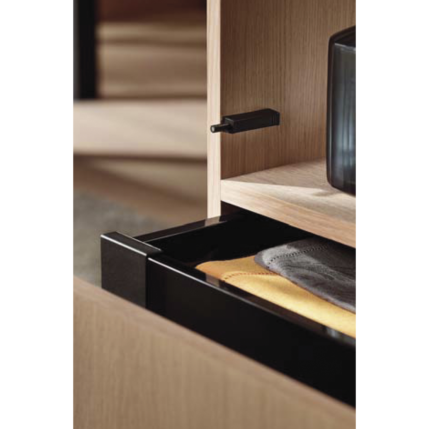 56A1201C NOSAČ ZA TIP ON UNUTARNJI CRNI