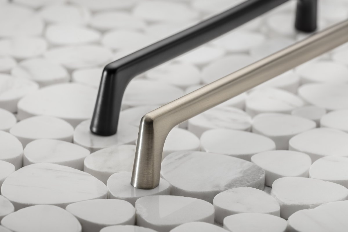 UZ-OCTAVIO-128-20M RUČICA G UZ-OCTAVIO-128-20M crna